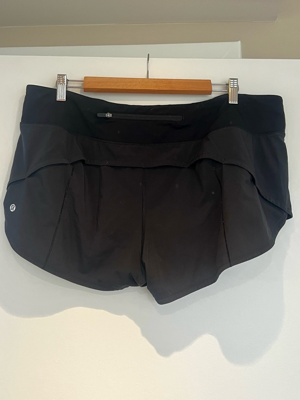 lululemon athletica Speed Up Short 2.5" - Black - 14 - Picture 3 of 3